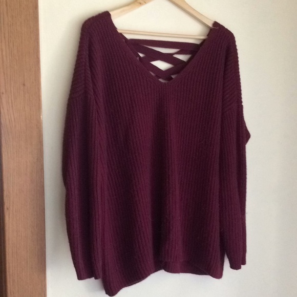 Rue burgundy sweater - Picture 1 of 3
